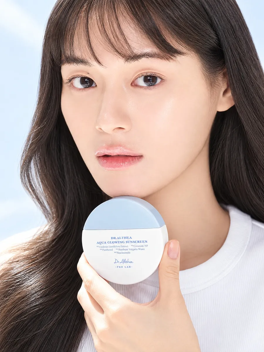 СОЛНЦЕЗАЩИТНЫЙ КРЕМ AQUA GLOWING SUNSCREEN SPF50/PA++++ (DR.ALTHEA) — фото 5