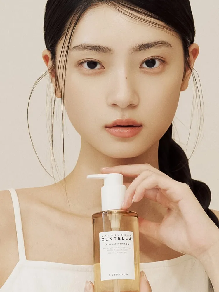Гидрофильное масло с центеллой SKIN1004 Madagascar Centella Light Cleansing Oil 200 мл — фото 5