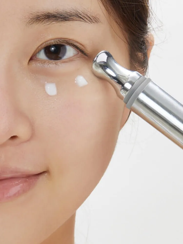 Лифтинг-крем для век с микроиглами VT Cosmetics Reedle Shot Lifting Eye Cream — фото 3