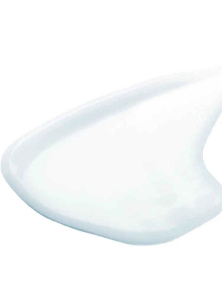 Солнцезащитный крем SKIN1004 Madagascar Centella Hyalu-Cica Water-Fit Sun Serum SPF50+ PA++++ — фото 5